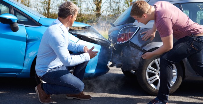 Two-Drivers-Arguing-After-Crash
